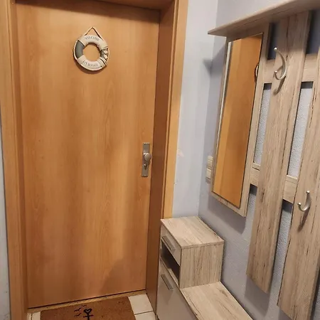 White Haven 公寓 *